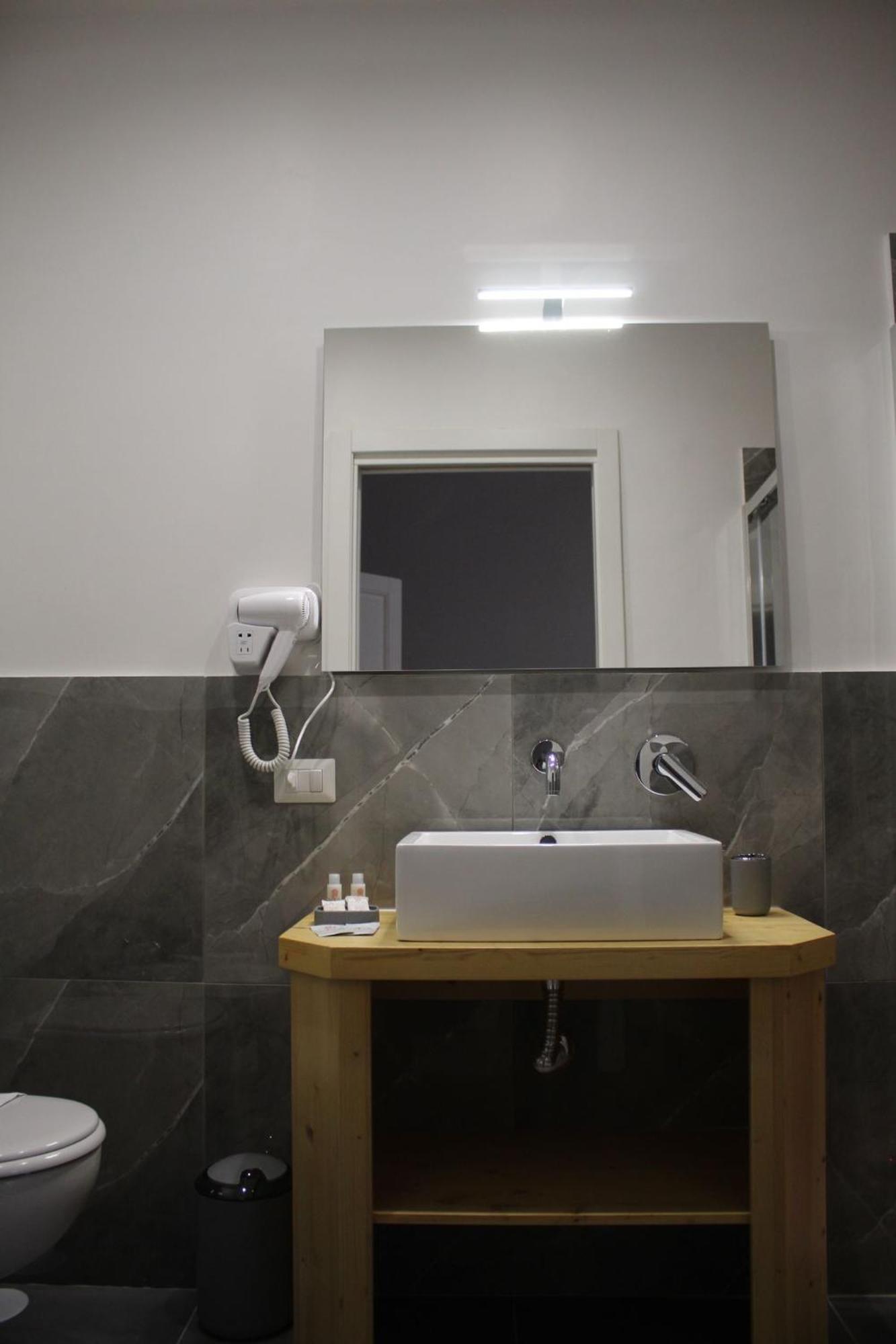 Be Italian Flat Sanfelice Hotell Neapel Exteriör bild